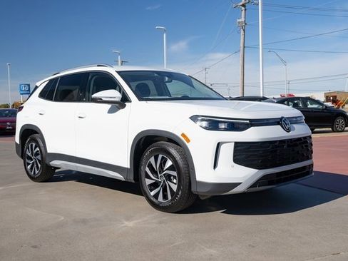 New 2026 Volkswagen Tiguan S image 8