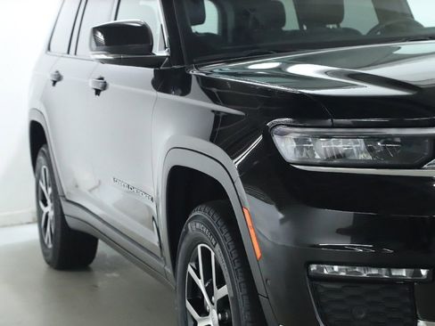 Used 2024 Jeep Grand Cherokee L Limited w/ Luxury Tech Group II image 8