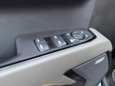 Used 2024 Chevrolet Silverado 1500 ZR2 AWD/4WD image 18