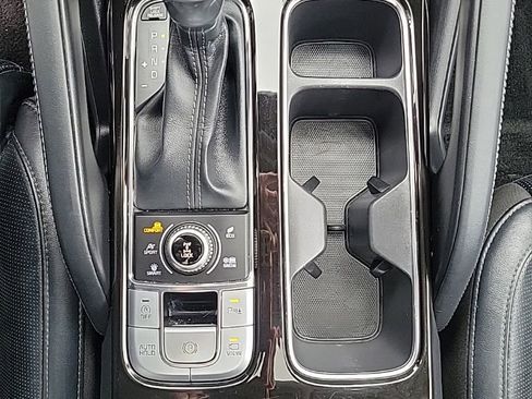 Used 2021 Kia Telluride SX w/ SX Prestige Package image 27