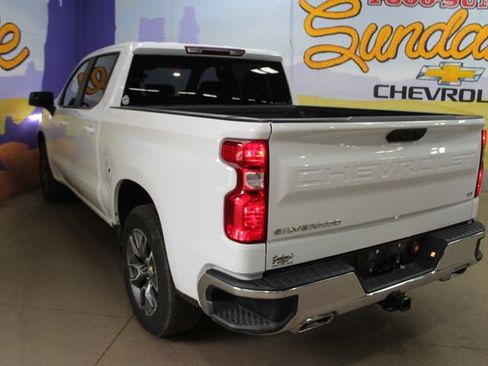 Used 2024 Chevrolet Silverado 1500 LT AWD/4WD image 6