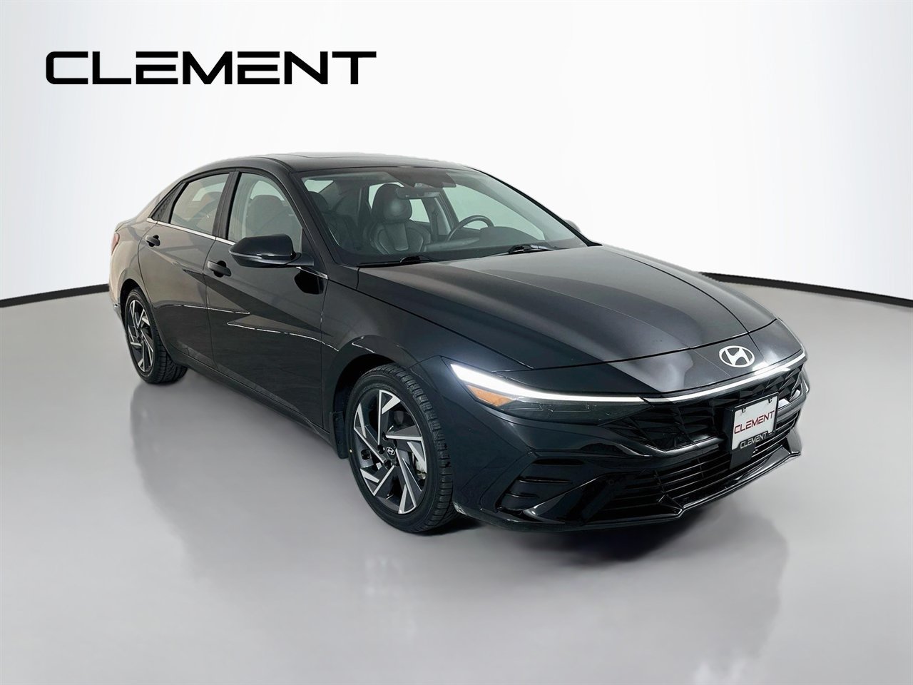 Used 2024 Hyundai Elantra Limited FWD image 5