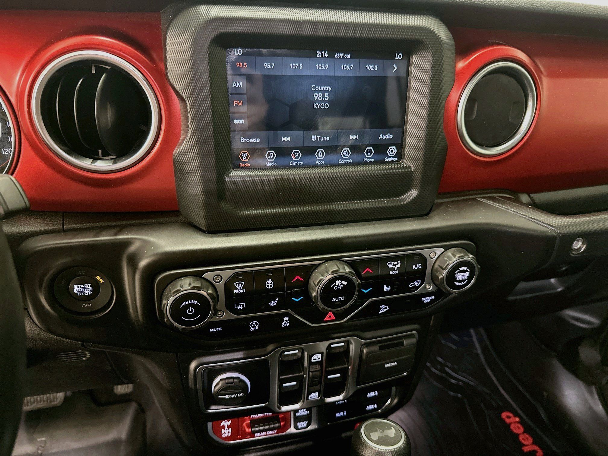 Used 2021 Jeep Wrangler Unlimited Rubicon w/ LED Lighting Group AWD/4WD image 26