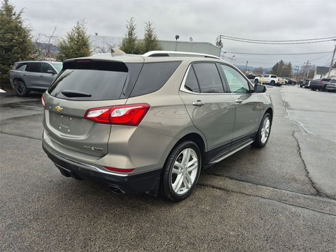 Used 2018 Chevrolet Equinox Premier image 15