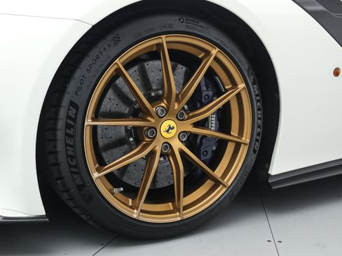 Used 2017 Ferrari F12tdf RWD image 15