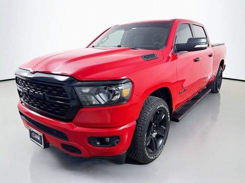Used 2022 RAM 1500 Big Horn AWD/4WD image 3