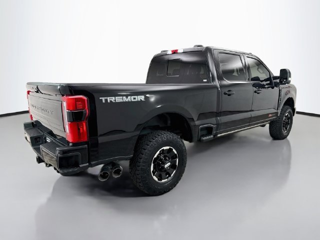 Certified 2026 Ford F350 Platinum w/ Tremor Off-Road Package AWD/4WD image 7