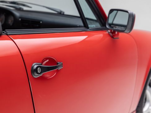 Used 1991 Porsche 911 Carrera image 32