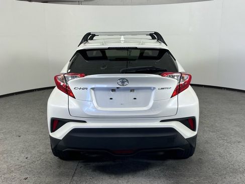 Used 2021 Toyota C-HR Limited image 9