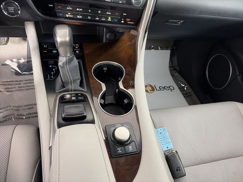 Used 2019 Lexus RX 350 AWD w/ Navigation Package image 25