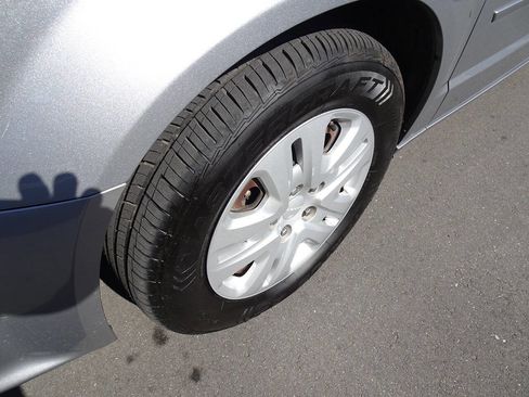 Used 2013 Dodge Grand Caravan SE image 8