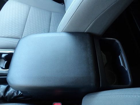 Used 2021 Toyota Tacoma SR RWD image 25