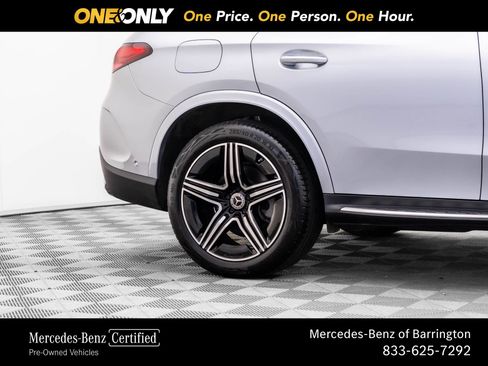 Used 2023 Mercedes-Benz GLC 300 4MATIC w/ AMG Line image 39