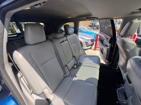 Used 2015 Toyota Highlander XLE FWD image 37