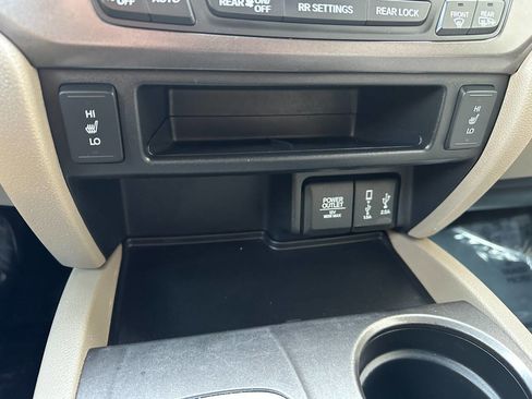 Used 2017 Honda Pilot EX-L image 61