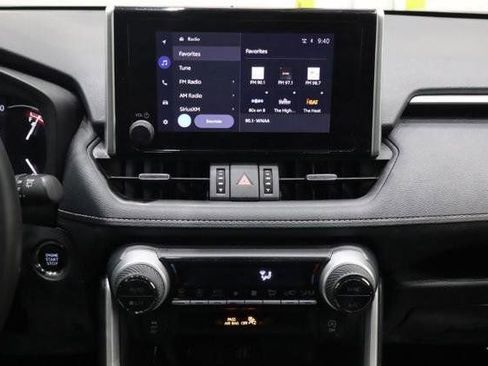 Used 2024 Toyota RAV4 XLE Premium image 6