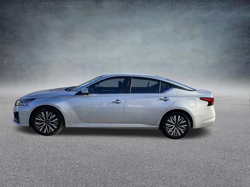 Used 2023 Nissan Altima 2.5 SV image 26