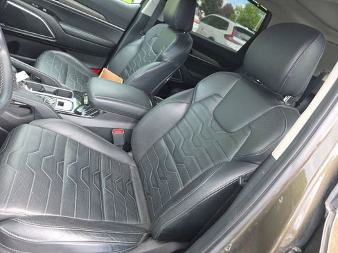 Used 2020 Kia Telluride SX w/ SX Prestige Package AWD/4WD image 11