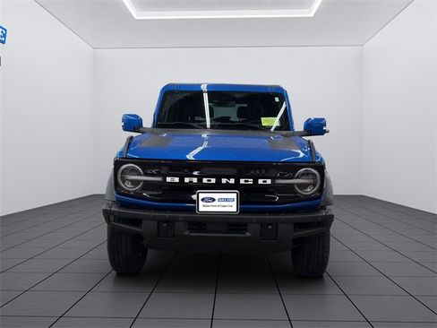 Used 2022 Ford Bronco Outer Banks image 1