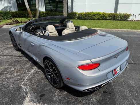 Used 2020 Bentley Continental GT V8 AWD/4WD image 12