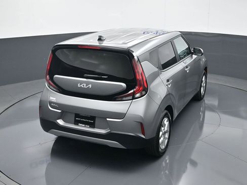 Certified 2025 Kia Soul LX w/ LX Technology Package image 50