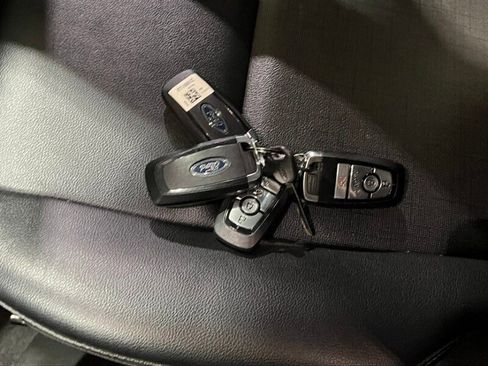 Used 2024 Ford Transit 350 XL image 32