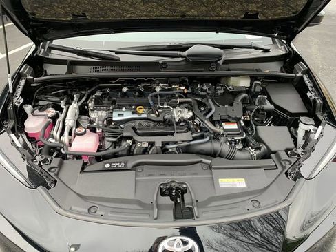 New 2026 Toyota Prius Plug-In Hybrid FWD image 16