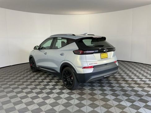 Used 2023 Chevrolet Bolt EUV Premier w/ Sun & Sound Package image 7