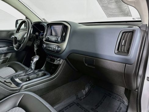 Used 2022 Chevrolet Colorado Z71 AWD/4WD image 29
