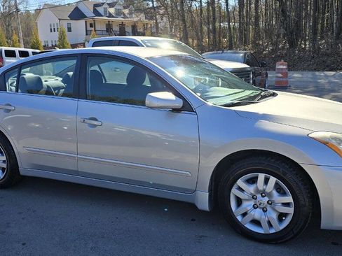 Used 2010 Nissan Altima 2.5 S image 4