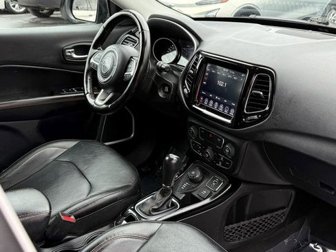 Used 2020 Jeep Compass Limited image 9
