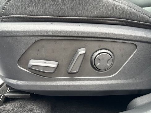 Certified 2025 Hyundai Santa Cruz SEL FWD image 12
