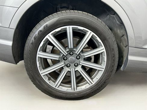 Used 2018 Audi Q7 2.0T Premium Plus w/ Premium Plus Package image 32