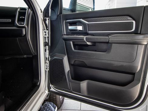 Used 2026 RAM 2500 Big Horn AWD/4WD image 18