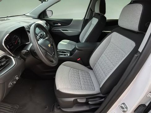 Used 2024 Chevrolet Equinox LS FWD image 19