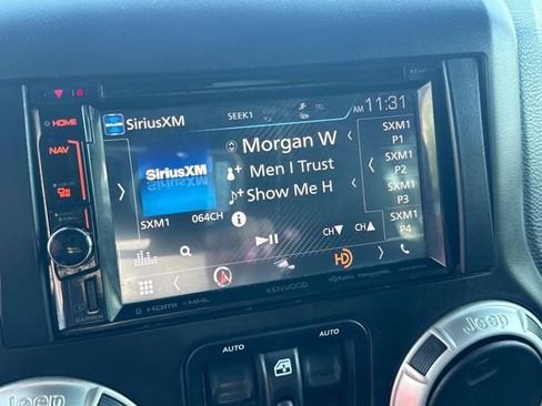 Used 2016 Jeep Wrangler Unlimited Sahara AWD/4WD image 33