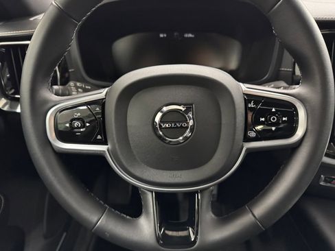 Used 2022 Volvo S60 T8 R-Design w/ Advanced Package image 18