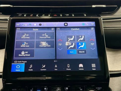 Used 2023 Jeep Grand Cherokee L Overland image 13