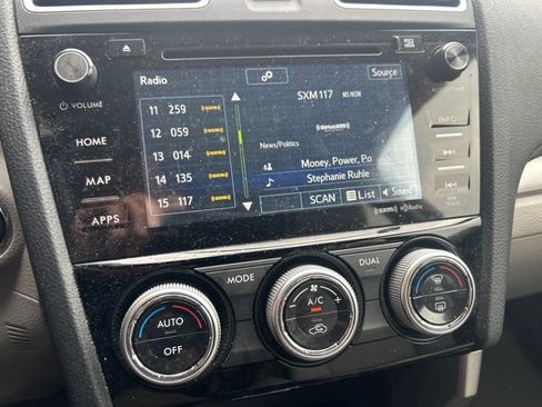 Used 2016 Subaru Forester 2.5i Touring w/ Eyesight & Navigation System AWD/4WD image 21