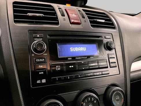 Used 2014 Subaru Crosstrek 2.0i Premium AWD/4WD image 21