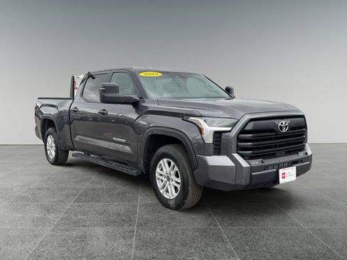 Used 2023 Toyota Tundra SR5 w/ SR5 Premium Package image 7
