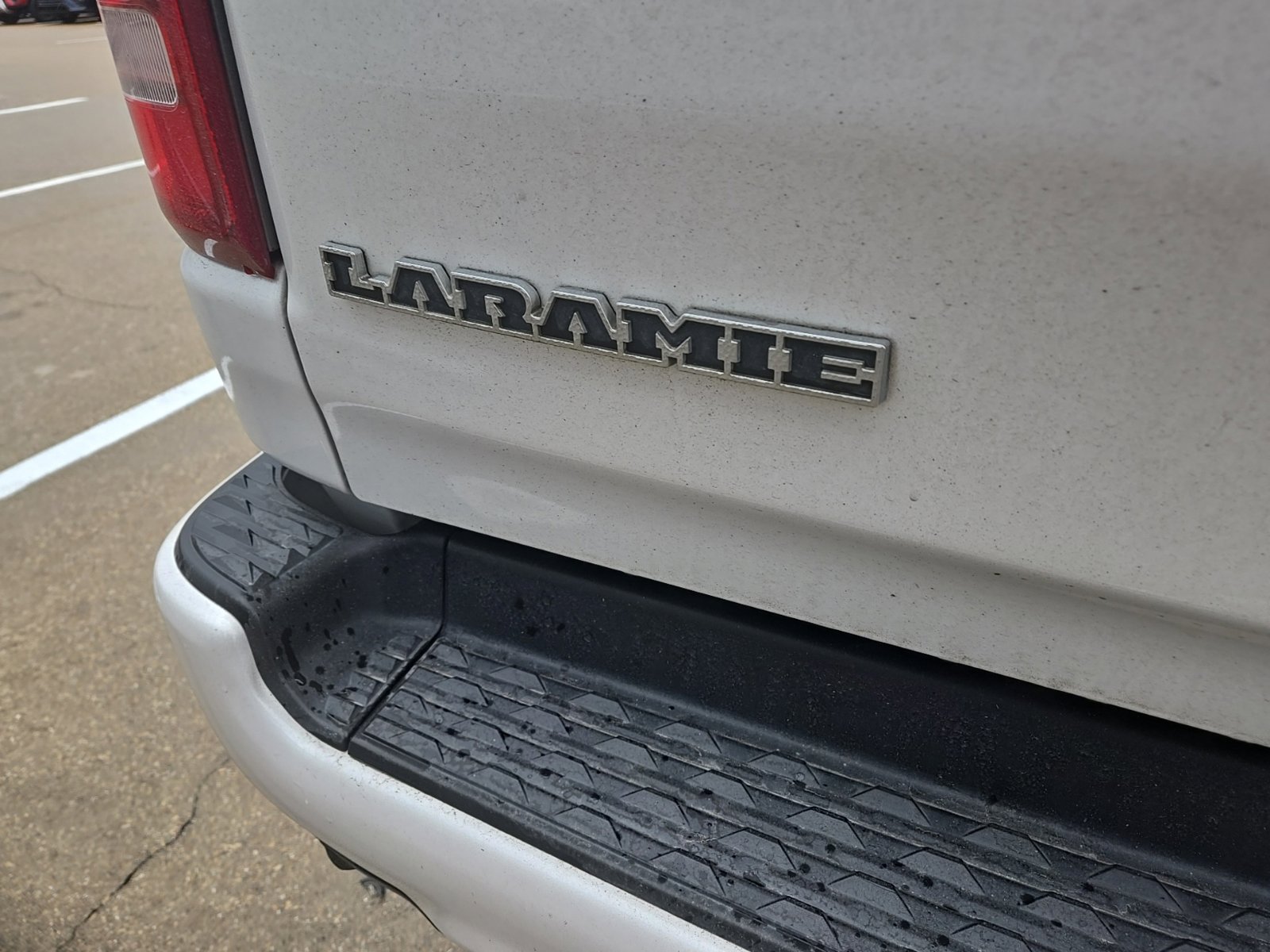 Used 2022 RAM 1500 Laramie w/ Laramie Southwest Edition AWD/4WD image 9