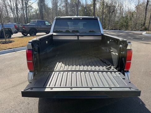 Used 2025 Toyota Tacoma SR5 image 8
