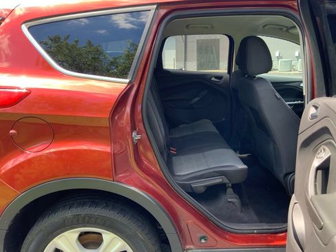 Used 2015 Ford Escape SE AWD/4WD image 21