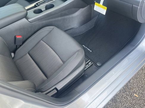 New 2025 Nissan Altima 2.5 S image 21