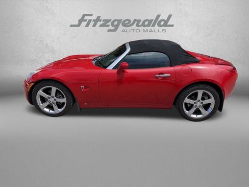 Used 2007 Pontiac Solstice Convertible w/ Preferred Package RWD image 7