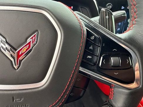 Used 2025 Chevrolet Corvette Z06 RWD image 30