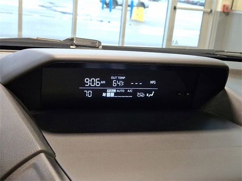 Certified 2021 Subaru Crosstrek 2.0i Premium w/ Popular Package #2 image 17