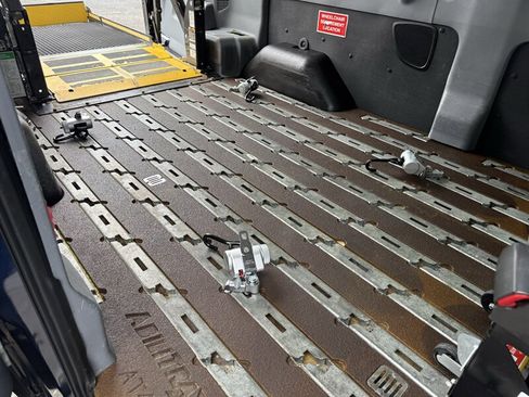 Used 2015 Ford Transit 350 XL RWD image 13