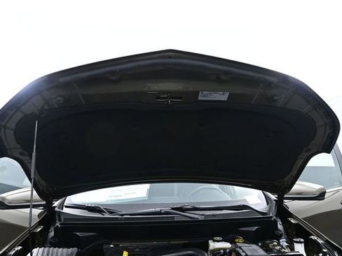Certified 2023 Chevrolet Equinox LT FWD image 21